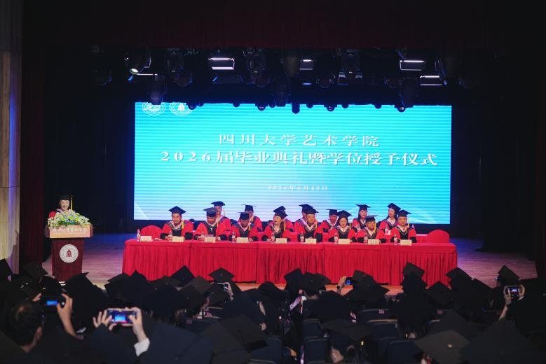 SAY HELLO 我们希望聆听您的